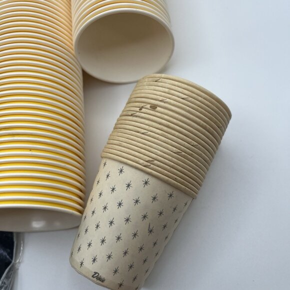 Vintage 80s Solo Bathroom Refill Cups Retro Yellow 3.5 oz & Paper Dixie Cups - Picture 4 of 6